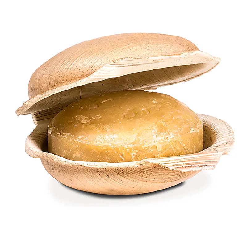 Holy Lama Savon Curcuma en feuille de palmier
