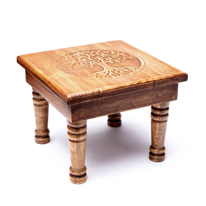 Mesita de madera con árbol de la vida