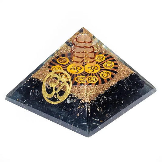 Orgonit Chakra Pyramide schwarzer Turmalin mit OM