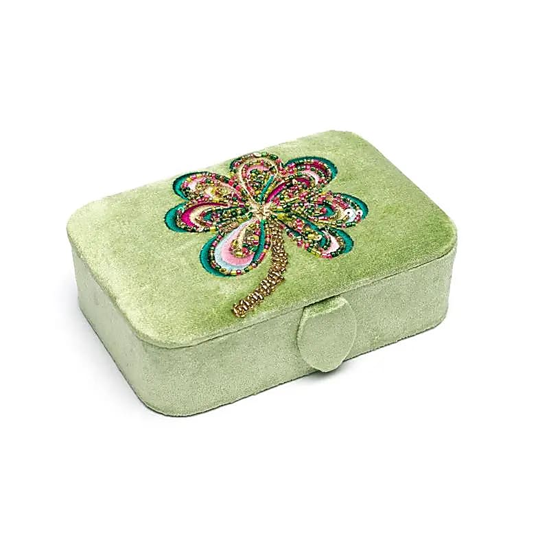 Coffret à bijoux / tarot velours vert avec trèfle à quatre feuilles