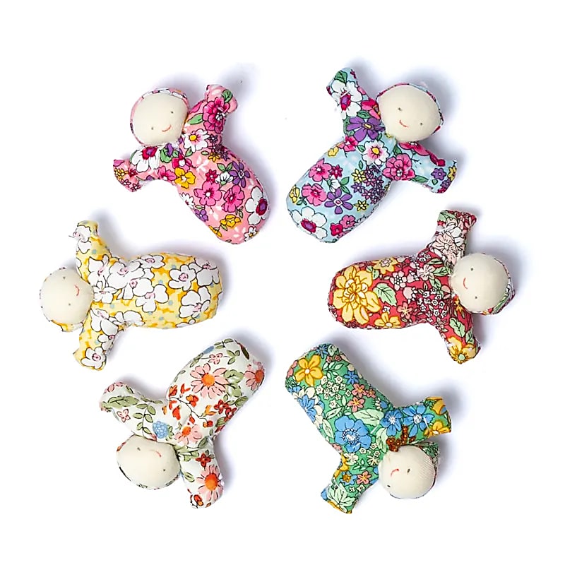 Muñecas quitapenas artesanal