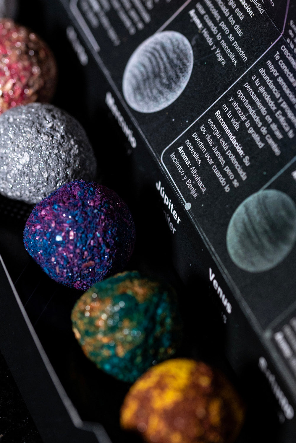 Sagrada Madre Cosmos smudge bombs