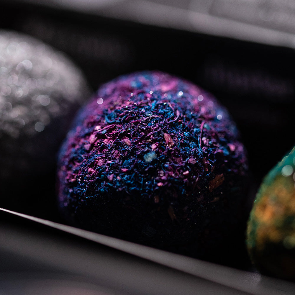 Sagrada Madre Cosmos smudge bombs