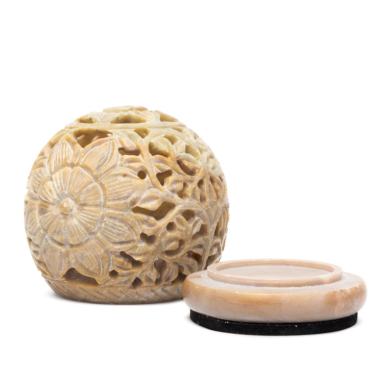 Round soapstone candle holder flower