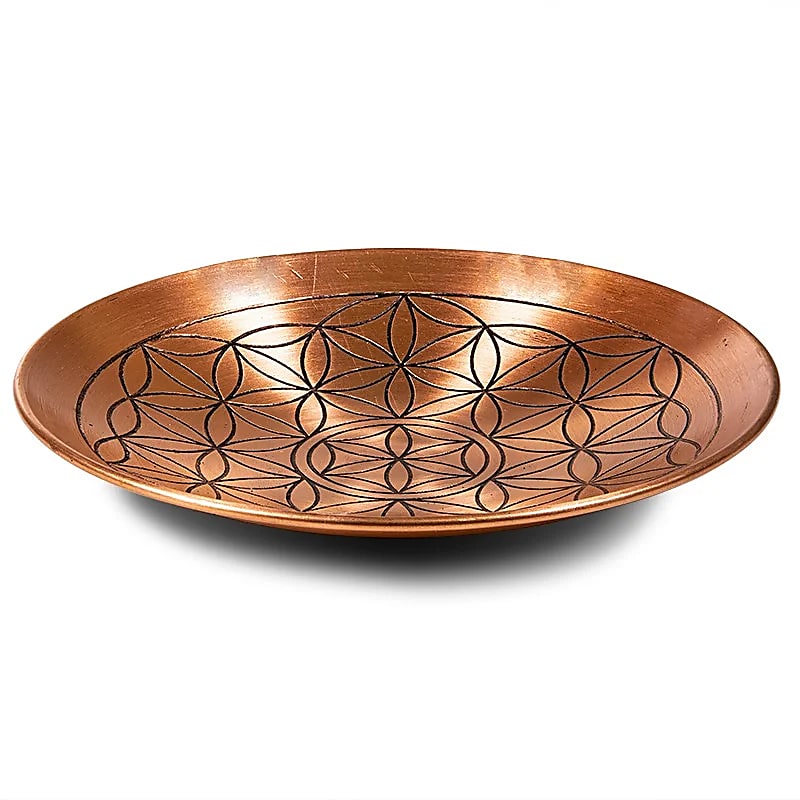 Assiette de cuivre motif fleur de vie