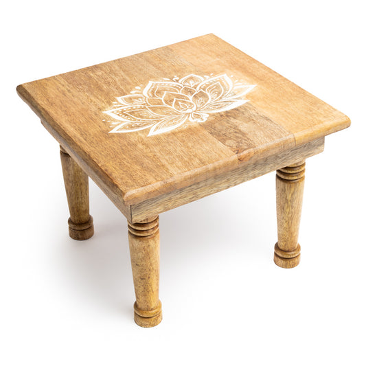 Mesita de altar cuadrada motivo Loto madera de mango blanqueada