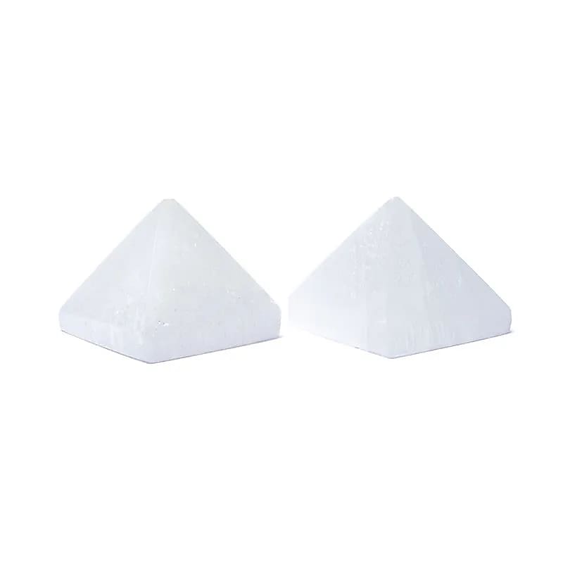 Pyramide de sélénite