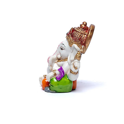 Ganesha mit Utensilien Polyresin thumb